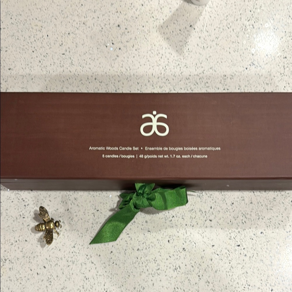 RARE Arbonne Aromatic Woods Candle Set with Green Ribbon